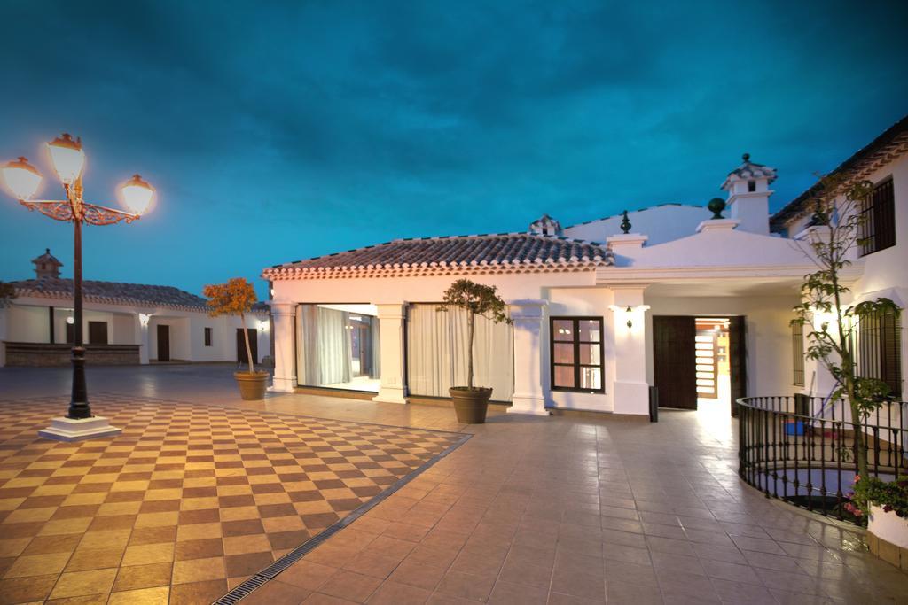 Country House Cortijo De La Fuente La Bobadilla ภายนอก รูปภาพ
