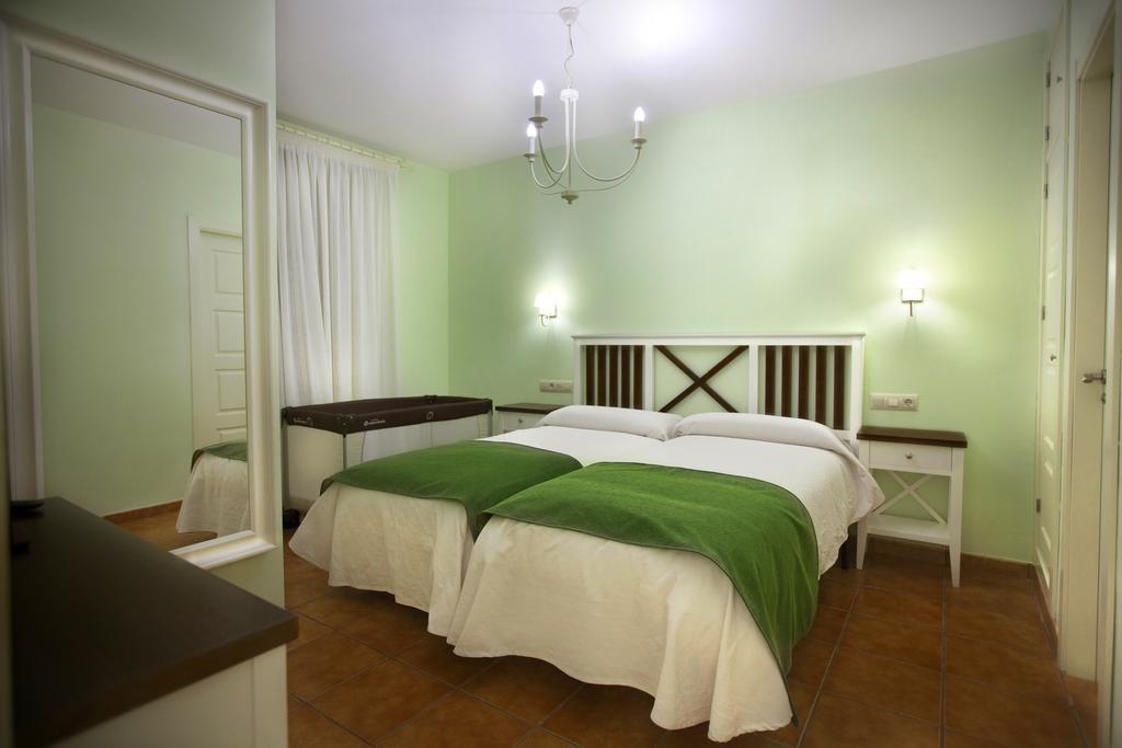 Country House Cortijo De La Fuente La Bobadilla ภายนอก รูปภาพ