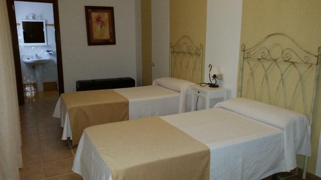 Country House Cortijo De La Fuente La Bobadilla ภายนอก รูปภาพ